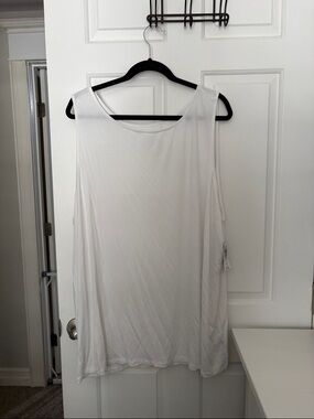 torrid White Sleeveless super soft high Neck Tank